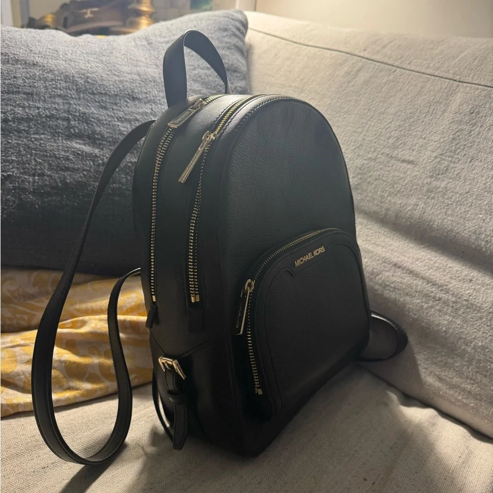 Michael Kors Jaycee Medium Pebbled Leather Backpack - Picture 2 of 4